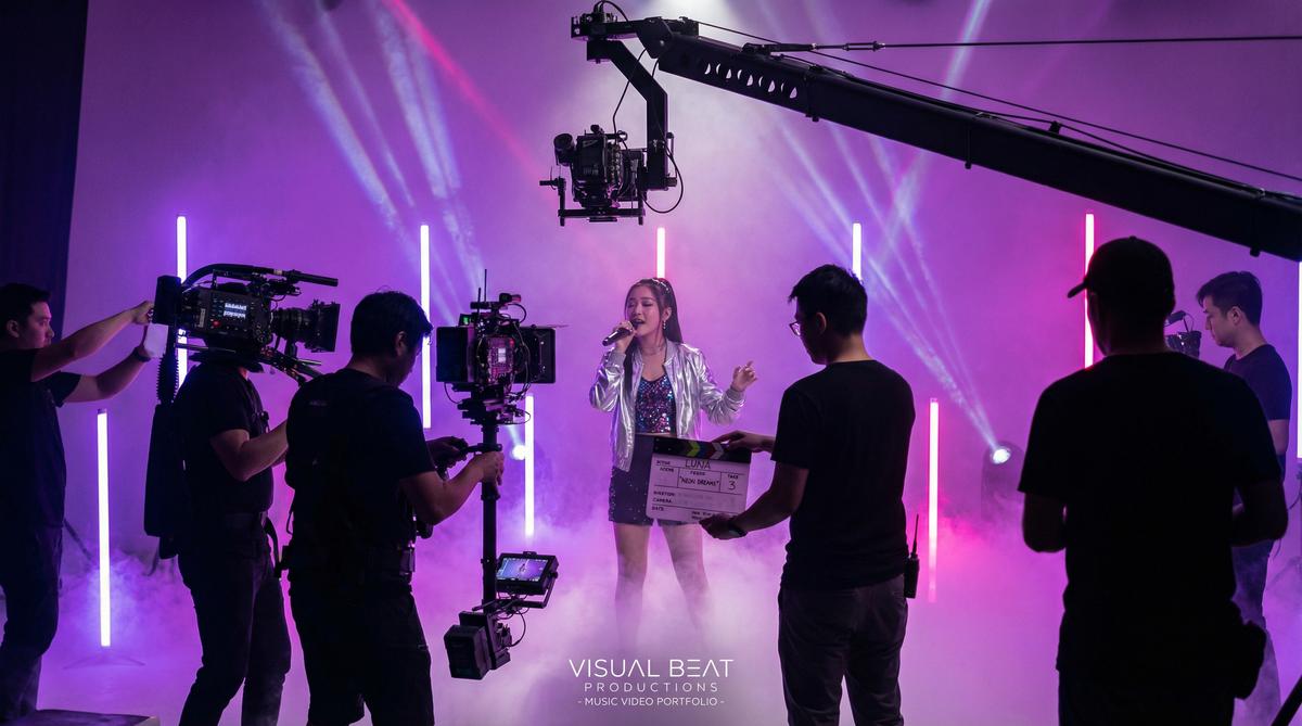 免费看片MV拍摄传媒